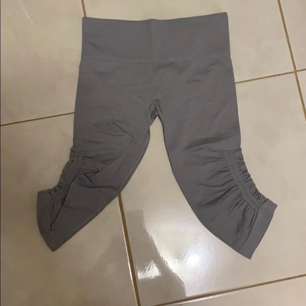 Lululemon crop